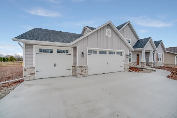 Garage Apron Resurfacing in Destin