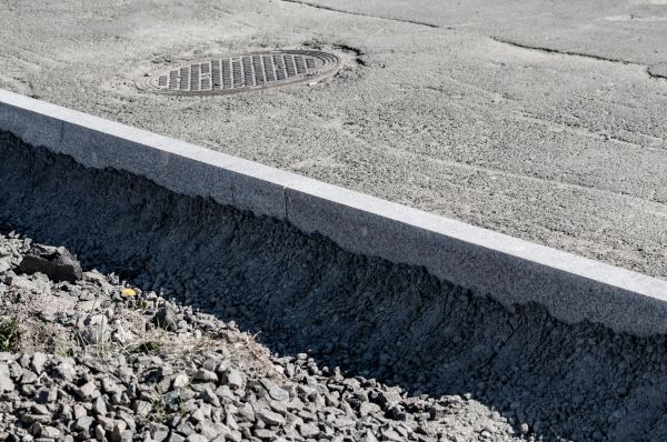 Cost of Sidewalk Curbing Repair in Destin